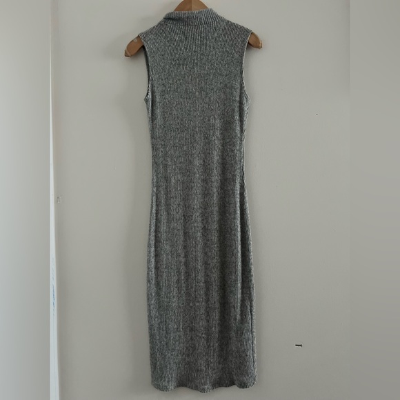 Antistar Gray Stretch Sweater Ribbed Sleeveless Dress Sz XS - Picture 2 of 3